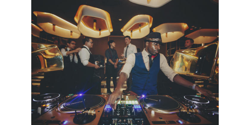 Акустические системы для клубов и малых залов VOID