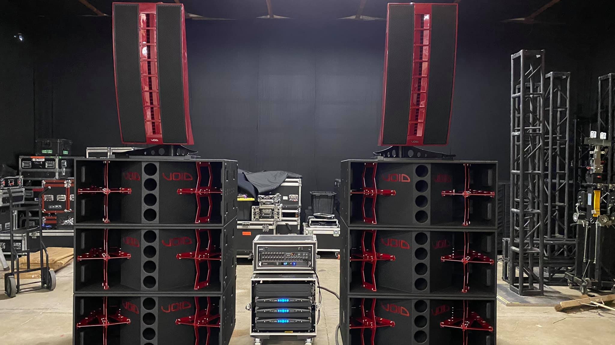 Поставка светового, звукового оборудования